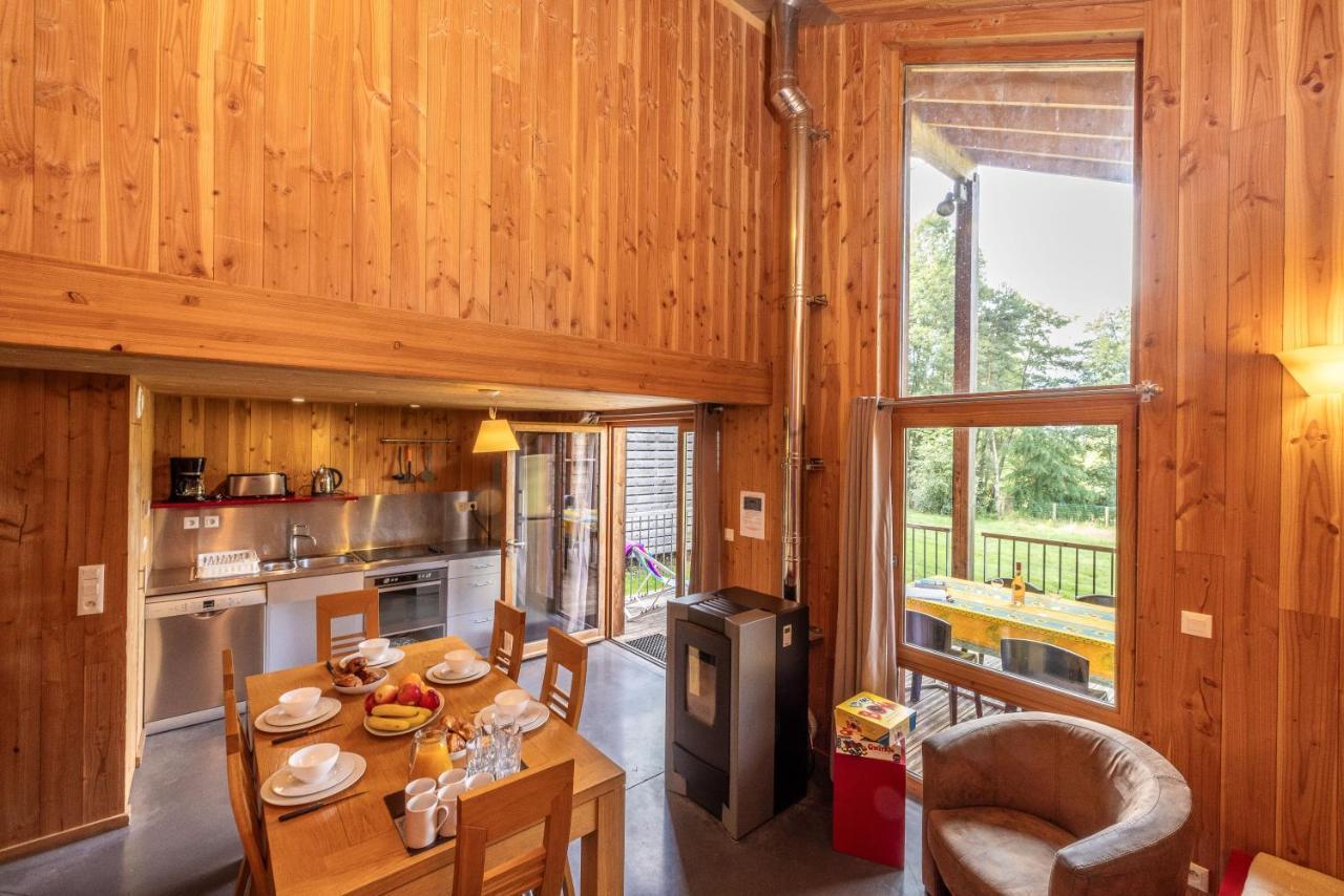 Camping Le Lac Des Sapins Cublize Exterior photo