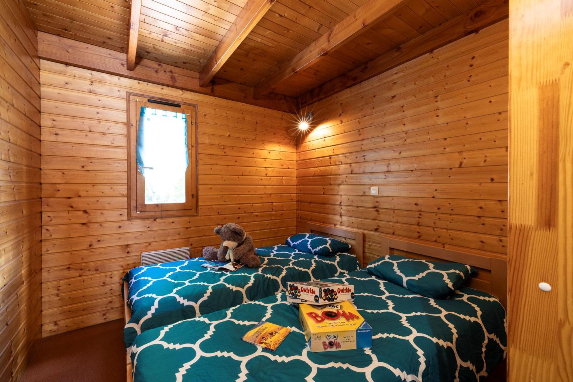 Camping Le Lac Des Sapins Cublize Exterior photo
