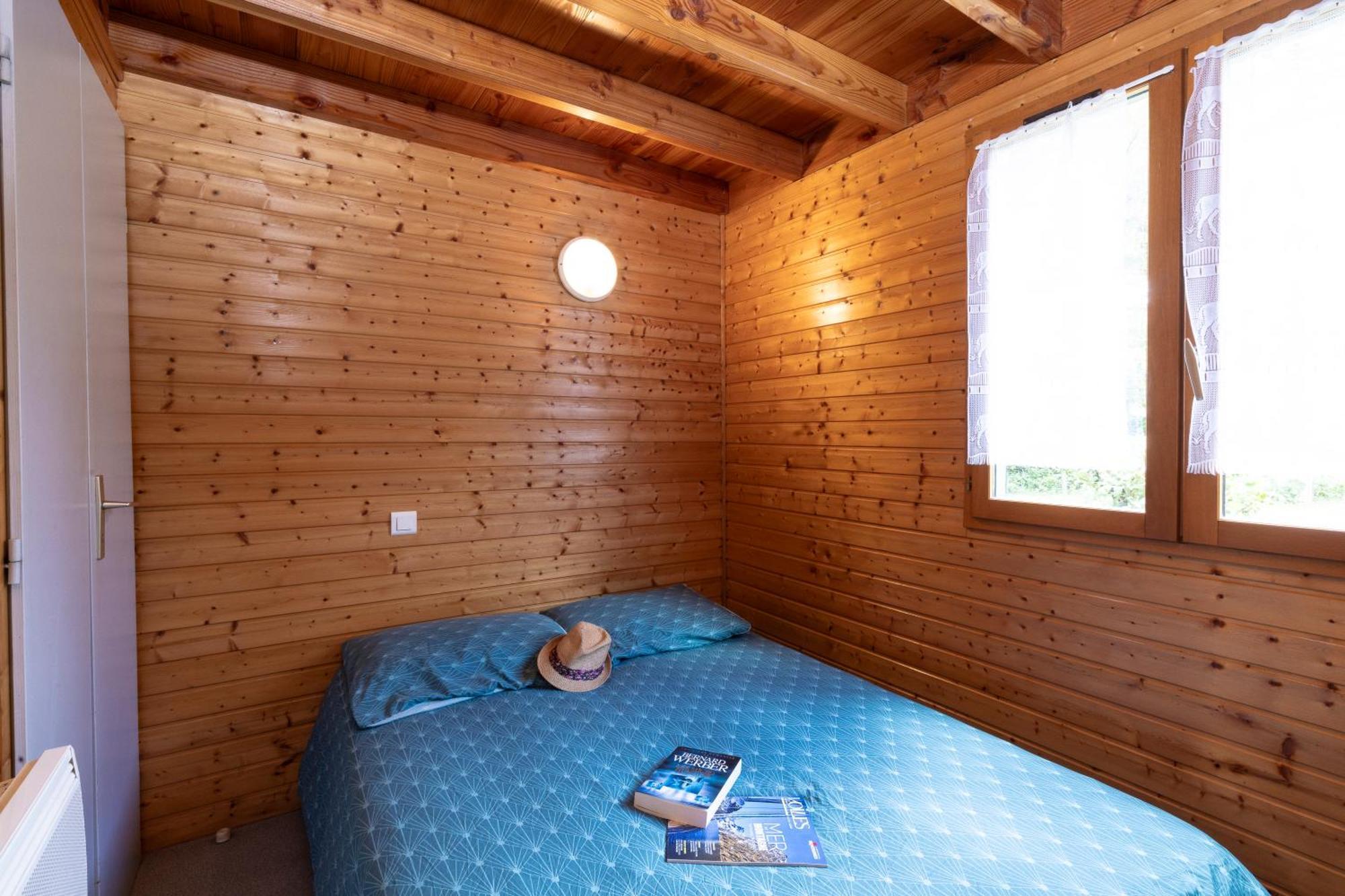 Camping Le Lac Des Sapins Cublize Exterior photo